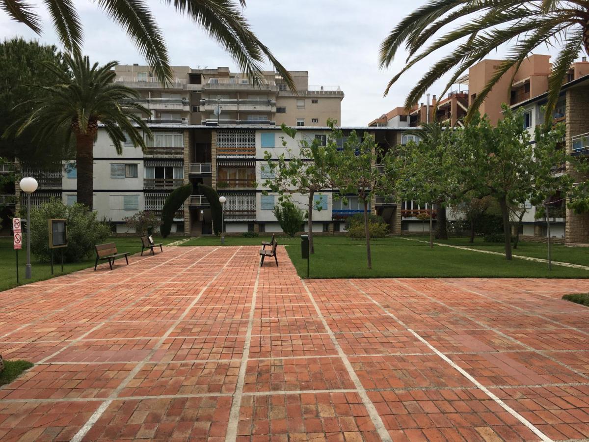 Appartement Book Ibiza Salou Extérieur photo