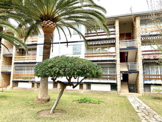 Appartement Book Ibiza Salou Extérieur photo